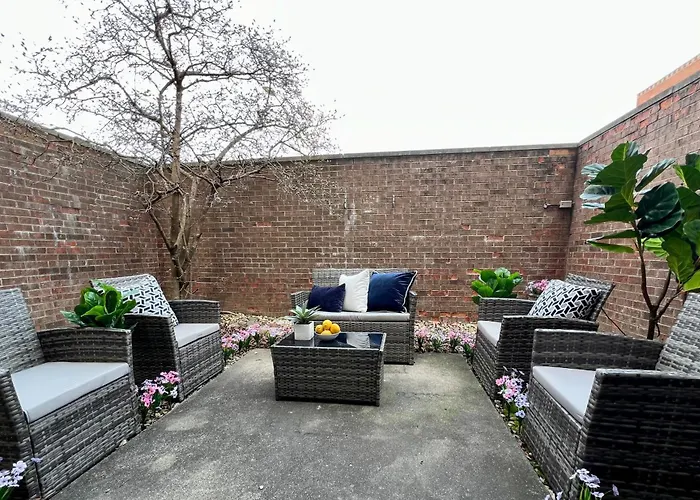 Сasa de vacaciones 4 Bedroom In Location Parking Fireplace Back Yard Pets Welcome Chicago