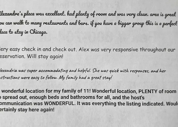 4 Bedroom In Location Parking Fireplace Back Yard Pets Welcome * Chicago