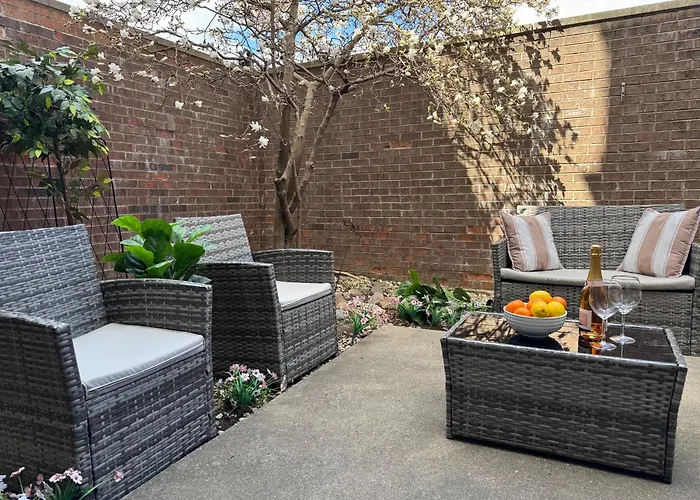 Сasa de vacaciones 4 Bedroom In Location Parking Fireplace Back Yard Pets Welcome Chicago